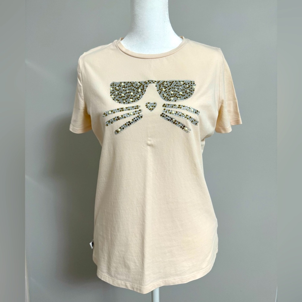 T-Shirt  Karl Lagerfeld Cream Like new front print Size XXS but good for S size